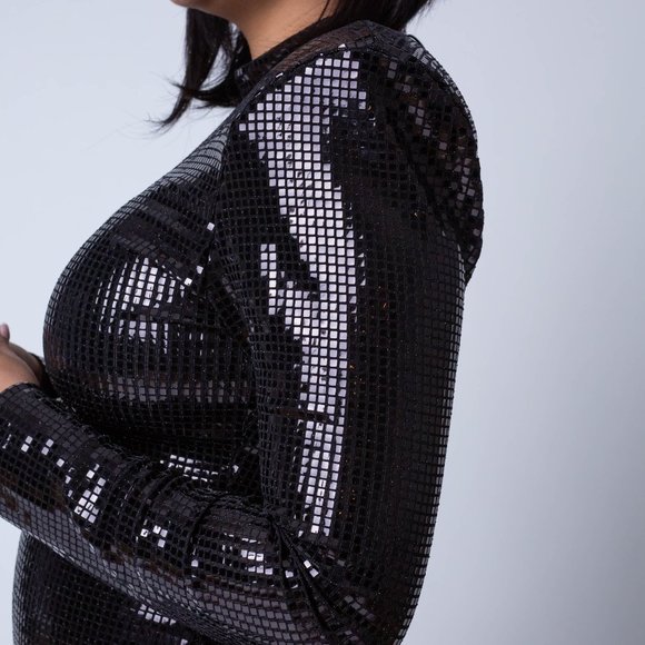 Black Short Dress with Choker - Picture 15 of 16